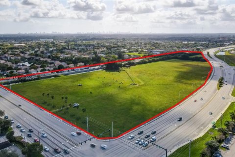 Propiedad comercial en venta en Davie, Florida № 1861449 - foto 1