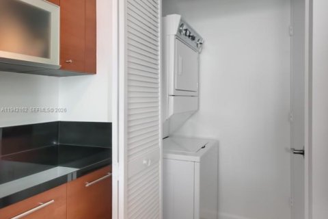 Condominio en venta en Miami, Florida, 1 dormitorio, 74.51 m2 № 1999767 - foto 9