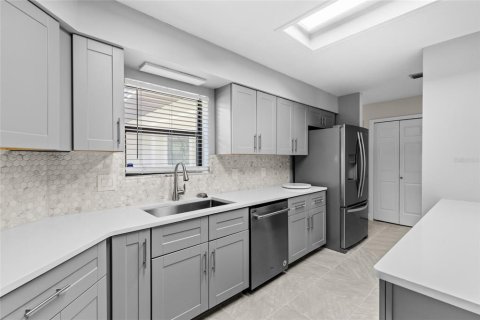 Casa en venta en Gainesville, Florida, 5 dormitorios, 306.02 m2 № 1575359 - foto 16