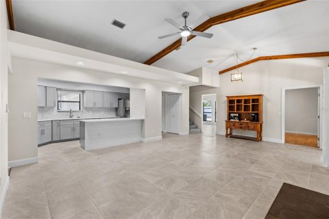 Casa en venta en Gainesville, Florida, 5 dormitorios, 306.02 m2 № 1575359 - foto 11