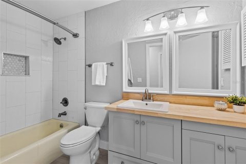 Casa en venta en Gainesville, Florida, 5 dormitorios, 306.02 m2 № 1575359 - foto 28