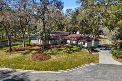 Casa en venta en Gainesville, Florida, 5 dormitorios, 306.02 m2 № 1575359 - foto 2