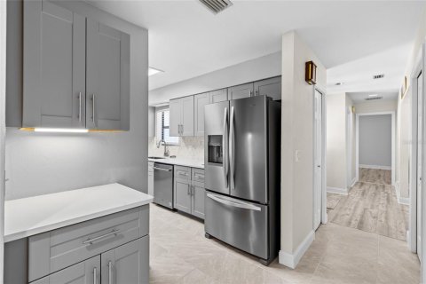 Casa en venta en Gainesville, Florida, 5 dormitorios, 306.02 m2 № 1575359 - foto 18