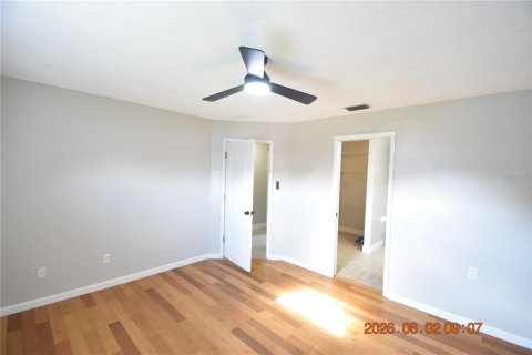 Villa ou maison à louer à Land O' Lakes, Floride: 2 chambres, 110.74 m2 № 2116988 - photo 21