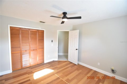 Villa ou maison à louer à Land O' Lakes, Floride: 2 chambres, 110.74 m2 № 2116988 - photo 28