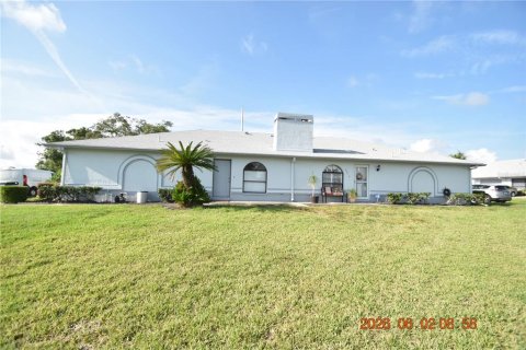 Villa ou maison à Land O' Lakes, Floride 2 chambres, 110.74 m2 № 2116988
