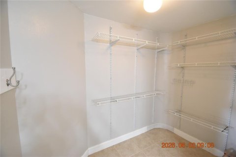 Villa ou maison à louer à Land O' Lakes, Floride: 2 chambres, 110.74 m2 № 2116988 - photo 25