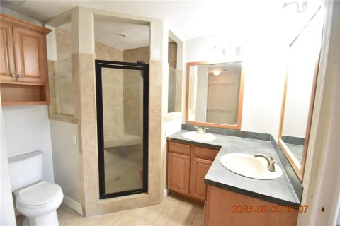 Villa ou maison à louer à Land O' Lakes, Floride: 2 chambres, 110.74 m2 № 2116988 - photo 23
