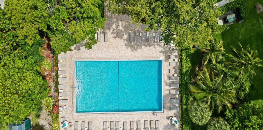 Condominio en Pompano Beach, Florida, 3 dormitorios № 954519