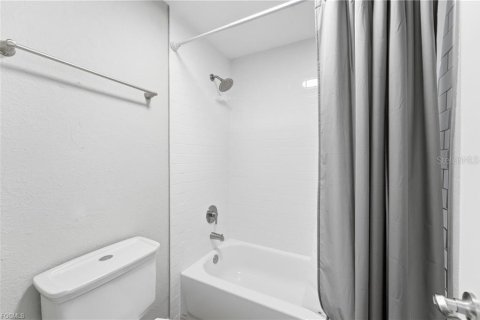 Copropriété à vendre à Punta Gorda, Floride: 2 chambres, 89.09 m2 № 2099026 - photo 8
