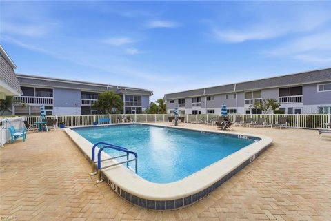 Copropriété à vendre à Punta Gorda, Floride: 2 chambres, 89.09 m2 № 2099026 - photo 2