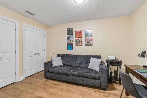 Condo in Clearwater, Florida, 2 bedrooms  № 2118092 - photo 19