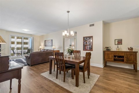 Condo in Clearwater, Florida, 2 bedrooms  № 2118092 - photo 14