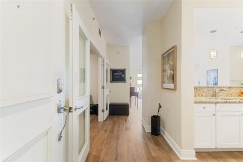 Condo in Clearwater, Florida, 2 bedrooms  № 2118092 - photo 4