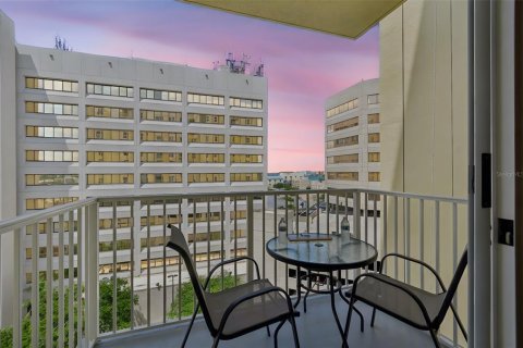 Condo in Clearwater, Florida, 2 bedrooms  № 2118092 - photo 3