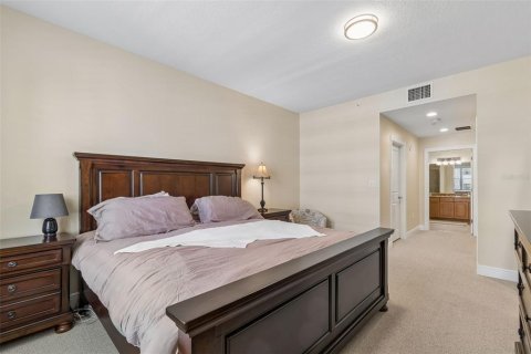 Condo in Clearwater, Florida, 2 bedrooms  № 2118092 - photo 7