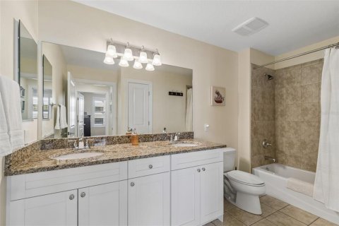 Condo in Clearwater, Florida, 2 bedrooms  № 2118092 - photo 24