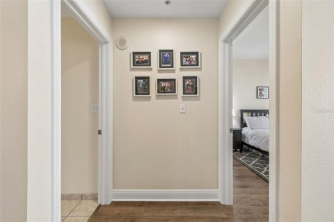Condo in Clearwater, Florida, 2 bedrooms  № 2118092 - photo 21
