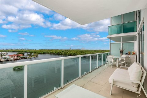 Condominio en venta en Sunny Isles Beach, Florida, 3 dormitorios, 157 m2 № 2013131 - foto 27