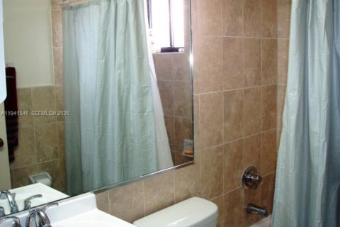 Снять в аренду квартиру в Хайалиа, Флорида 2 спальни, 75.44м2, № 1998881 - фото 9