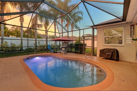 House in Lakewood Ranch, Florida 3 bedrooms, 169.36 sq.m. № 2231434 - photo 19