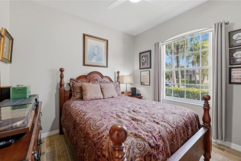 House in Lakewood Ranch, Florida 3 bedrooms, 169.36 sq.m. № 2231434 - photo 11
