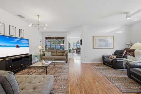 House in Lakewood Ranch, Florida 3 bedrooms, 169.36 sq.m. № 2231434 - photo 4