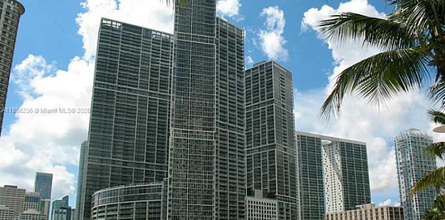 Condominio en Miami, Florida, 2 dormitorios № 1888038