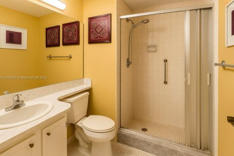 Copropriété à vendre à Pembroke Pines, Floride: 2 chambres, 108.7 m2 № 2019836 - photo 9