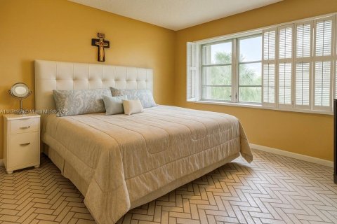 Copropriété à vendre à Pembroke Pines, Floride: 2 chambres, 108.7 m2 № 2019836 - photo 12