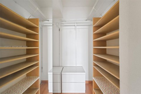 Copropriété à louer à Aventura, Floride: 2 chambres, 93.92 m2 № 2007082 - photo 11