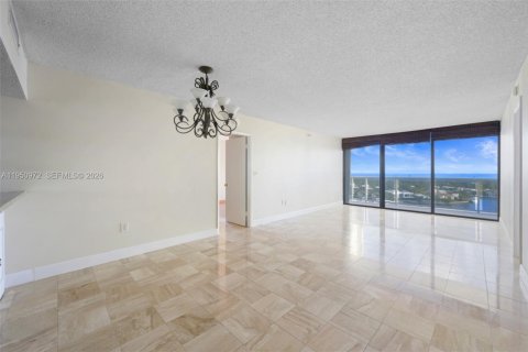 Copropriété à louer à Aventura, Floride: 2 chambres, 93.92 m2 № 2007082 - photo 3