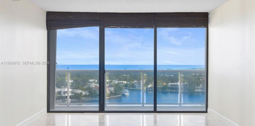 Condo à Aventura, Floride, 2 chambres  № 2007082