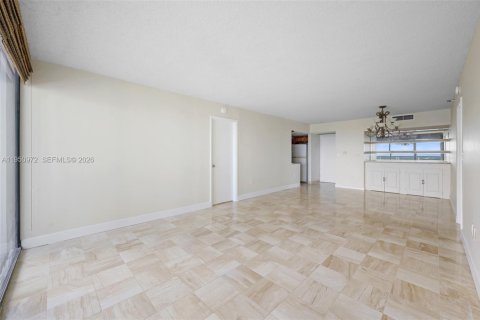 Copropriété à louer à Aventura, Floride: 2 chambres, 93.92 m2 № 2007082 - photo 6