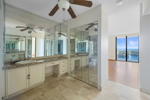 Copropriété à louer à Aventura, Floride: 2 chambres, 93.92 m2 № 2007082 - photo 13