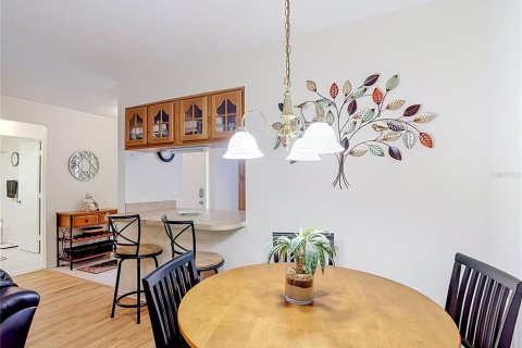 Condo in Clearwater, Florida, 2 bedrooms  № 2384475 - photo 19