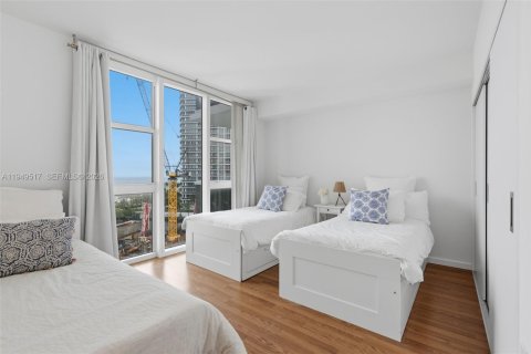 Condo in Bal Harbour, Florida, 2 bedrooms  № 2004936 - photo 25