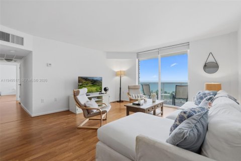 Condo in Bal Harbour, Florida, 2 bedrooms  № 2004936 - photo 7