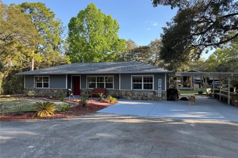 House in Lecanto, Florida 3 bedrooms, 120.77 sq.m. № 2291005