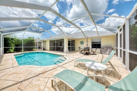 Casa en venta en Punta Gorda, Florida, 3 dormitorios, 143.35 m2 № 1876773 - foto 2