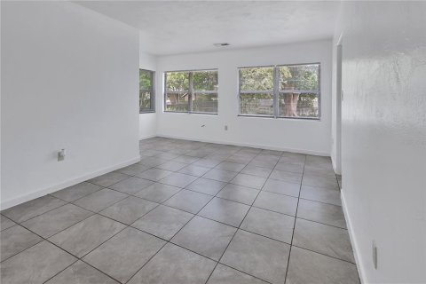 Villa ou maison à vendre à DeLand, Floride: 3 chambres, 150.13 m2 № 2309900 - photo 11