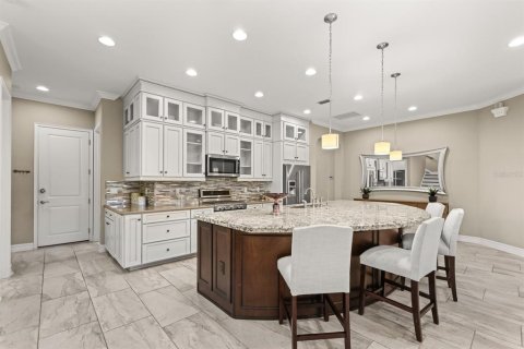 House in Lakewood Ranch, Florida 3 bedrooms, 340.49 sq.m. № 1205089 - photo 17