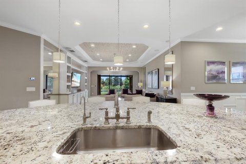 House in Lakewood Ranch, Florida 3 bedrooms, 340.49 sq.m. № 1205089 - photo 20