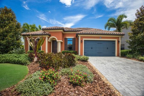 House in Lakewood Ranch, Florida 3 bedrooms, 340.49 sq.m. № 1205089 - photo 6