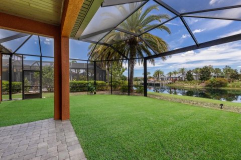 House in Lakewood Ranch, Florida 3 bedrooms, 340.49 sq.m. № 1205089 - photo 2