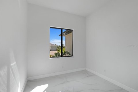 Villa ou maison à louer à Rotonda, Floride: 3 chambres, 160.44 m2 № 1771351 - photo 15