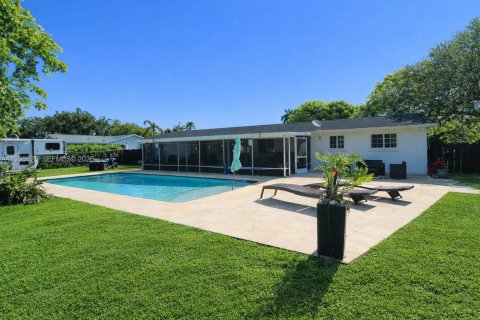 House in Homestead, Florida 3 bedrooms, 160.07 sq.m. № 2064396 - photo 27