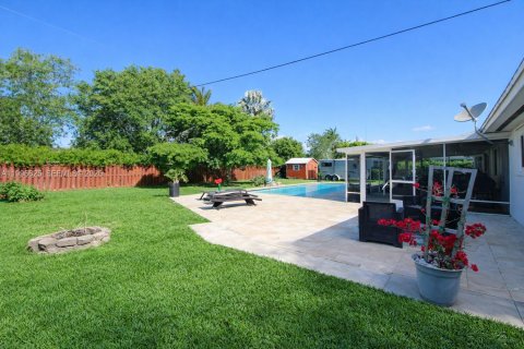 House in Homestead, Florida 3 bedrooms, 160.07 sq.m. № 2064396 - photo 30