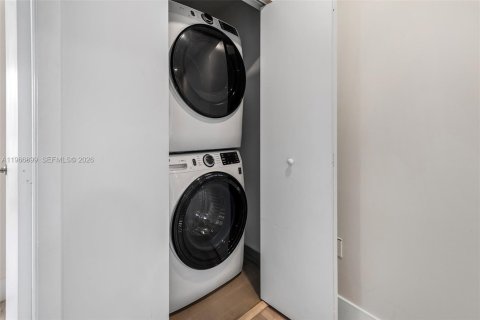 Appartement à louer à Miami, Floride: 2 chambres, 119.1 m2 № 2029645 - photo 6