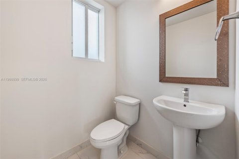 Appartement à louer à Miami, Floride: 2 chambres, 119.1 m2 № 2029645 - photo 13